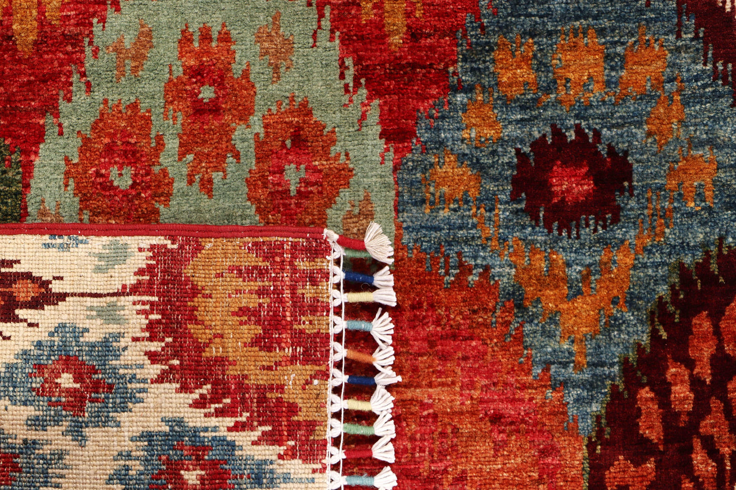 IKAT HANDMADE WOOL AREA RUG 2’8” X 4’