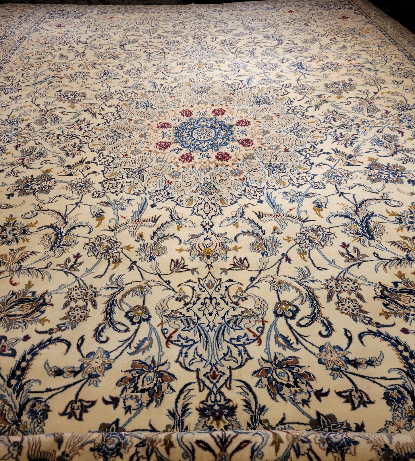 NAIN LARGE UNIQUE KORK-WOOL & SILK HANDMADE AREA RUG