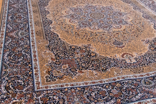 Side Persian Luxurious Silk Qum Rug