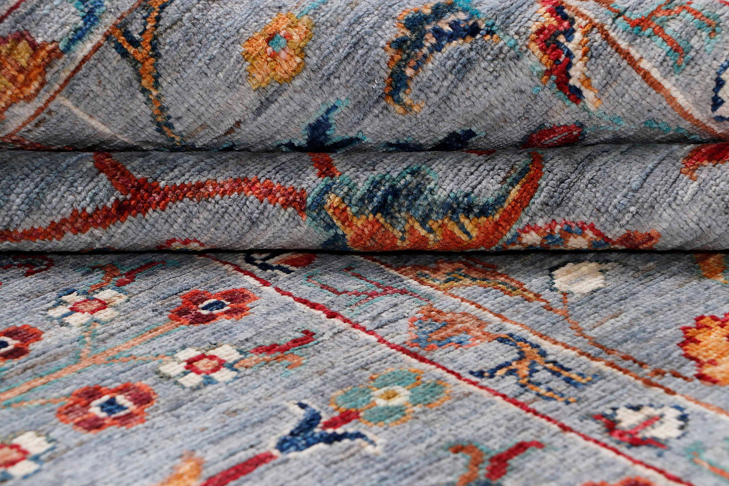 Farahan Handmade Wool Area Rug     5’7” X 8’