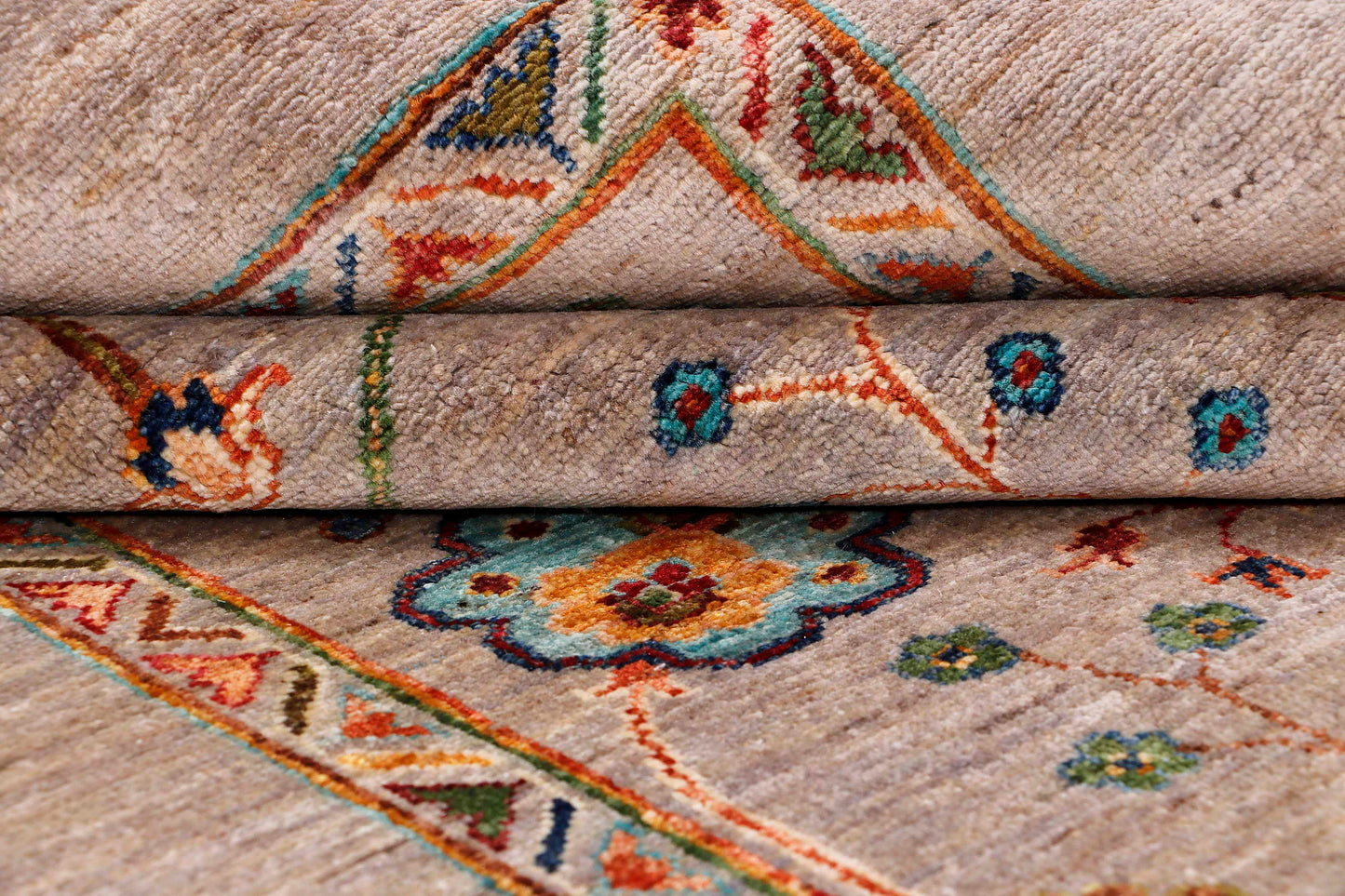 Farahan Handmade Wool Area Rug   6’ X 9’