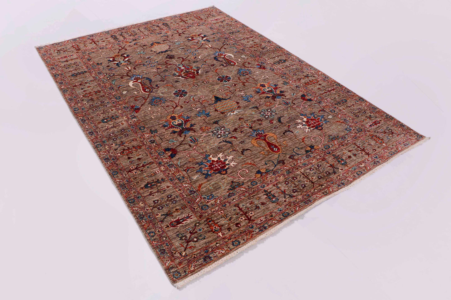 Farahan Handmade Wool Area Rug   5’8” X 7’8”