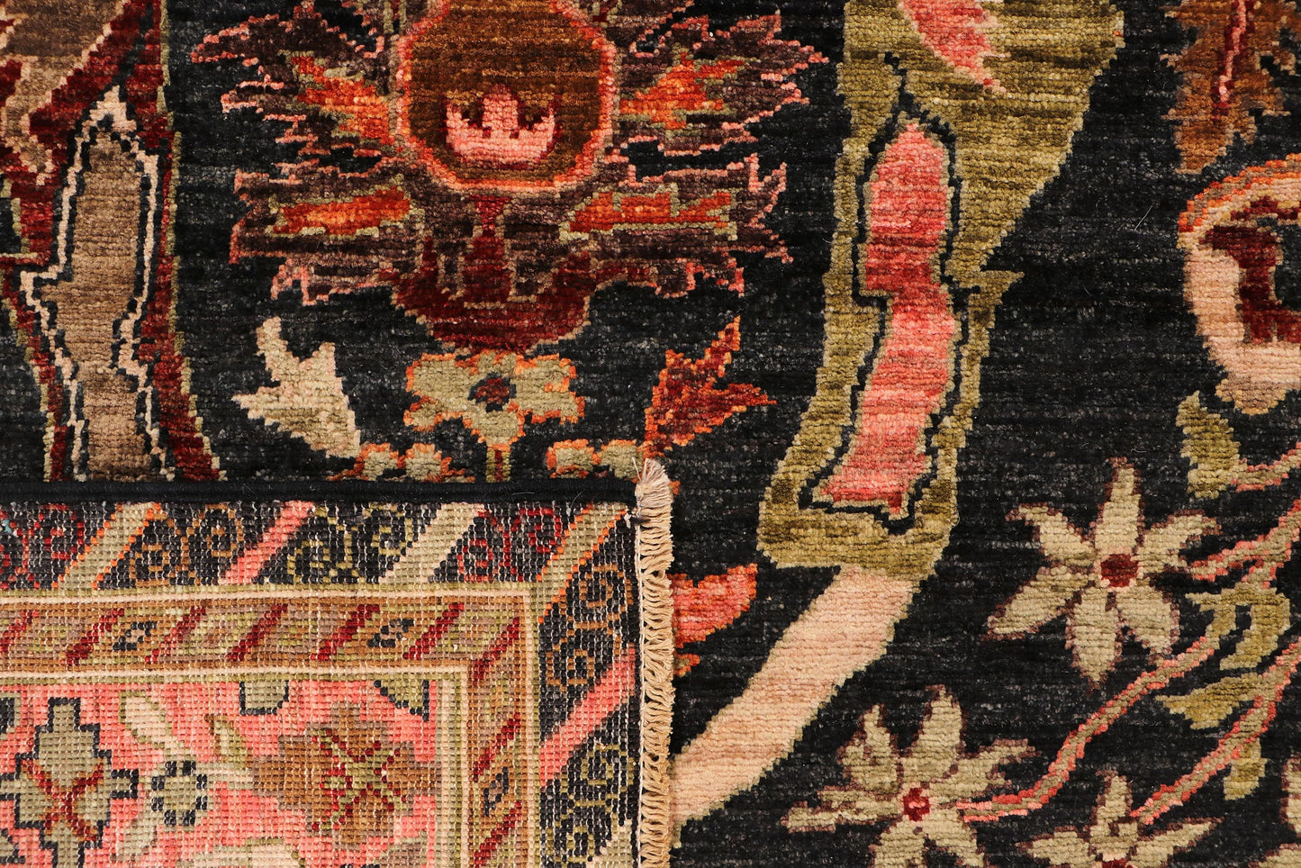 GAROUS UNIQUE HANDMADE WOOL AREA RUG   8’ X 10’