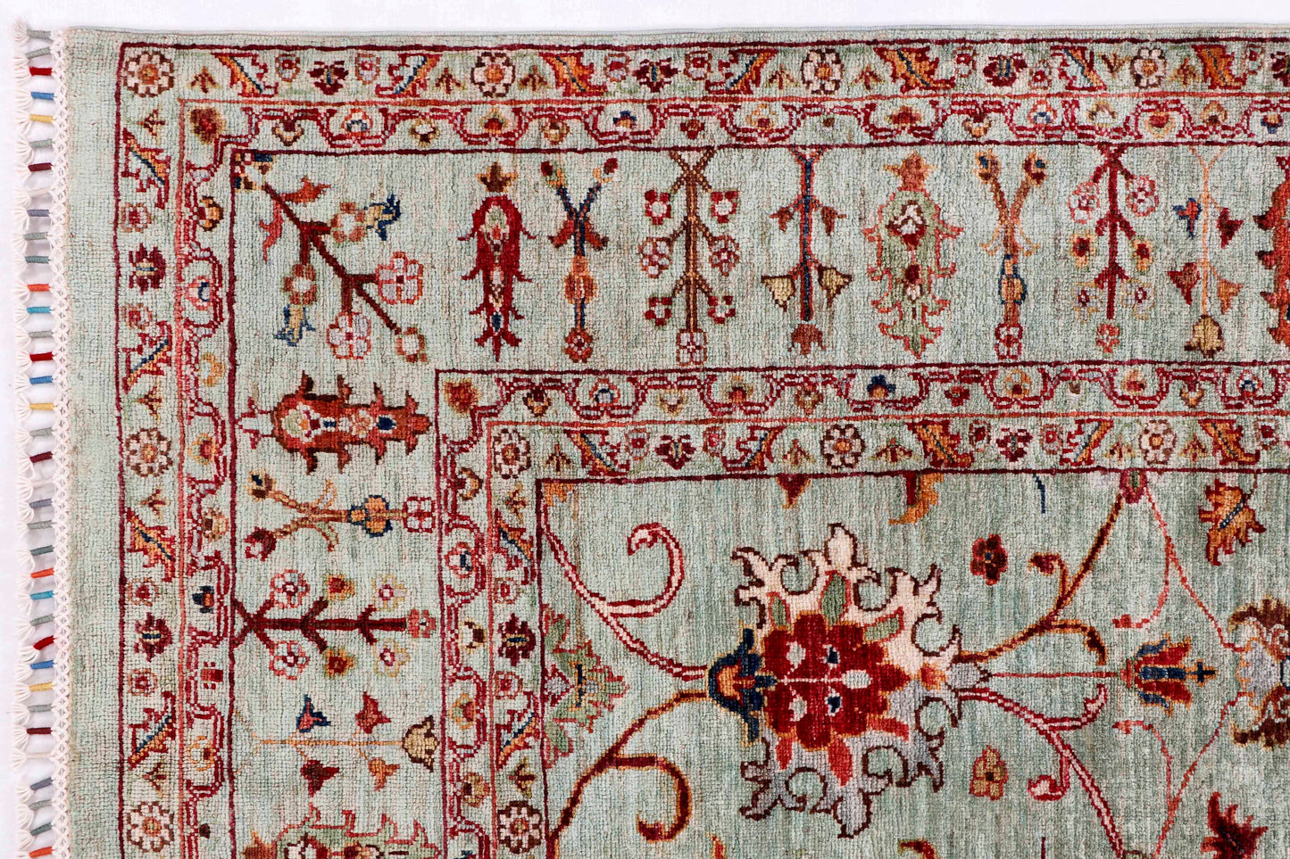 FARAHAN WOOL HANDMADE AREA RUG      6’ x 8’