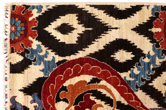 IKAT CLASSIC HANDMADE WOOL AREA RUG   4’ X 6’