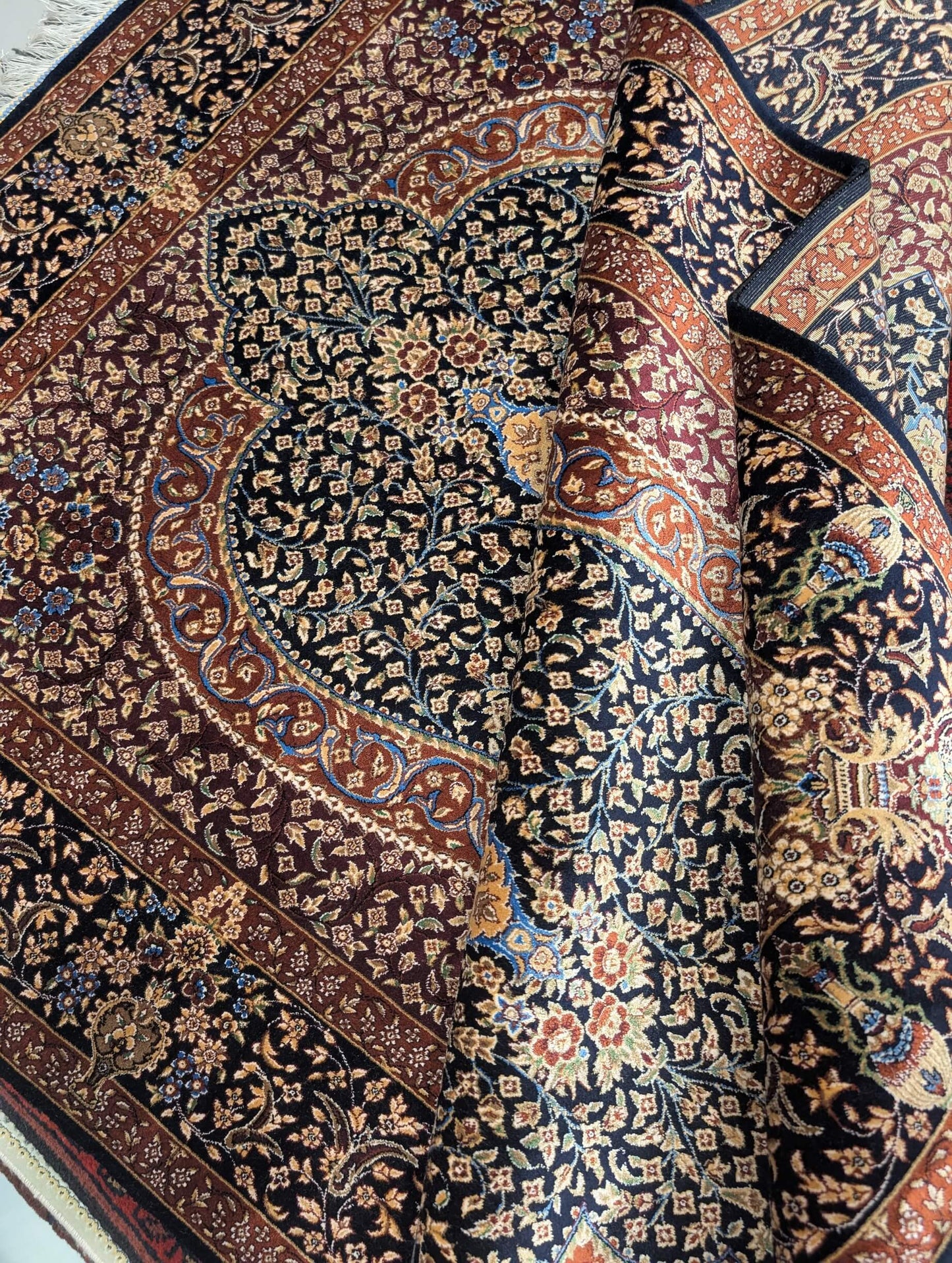 Qum Silk Area Rug   3'3" X 5'