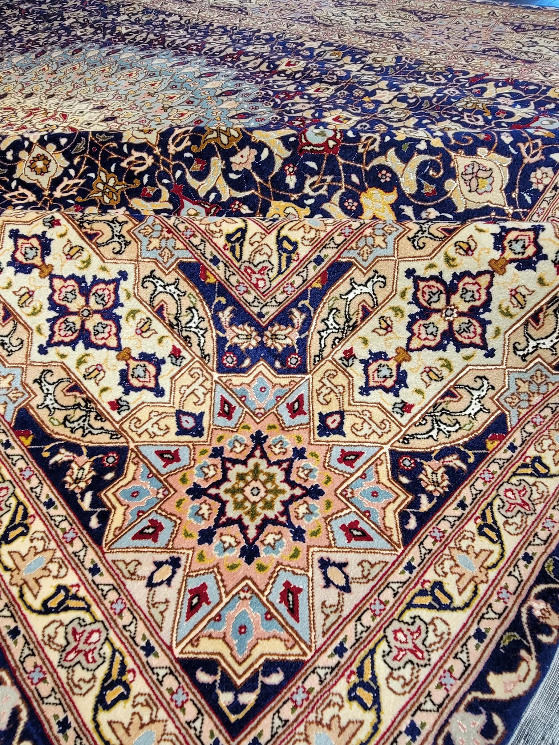 Tabriz Gonbad Dome Design Kork Wool Silk Handmade Rug Pazyryk Art